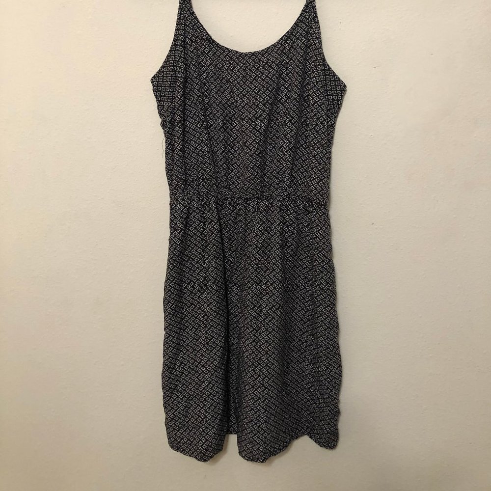 Old Navy Blk/Wh Patterned Dress | Size: M
